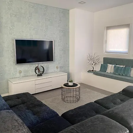 Seahorse House 펜션 에스포센데